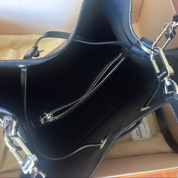 Authentic Louis Vuitton NÉONOÉ MM Epi - Picture 4 of 12